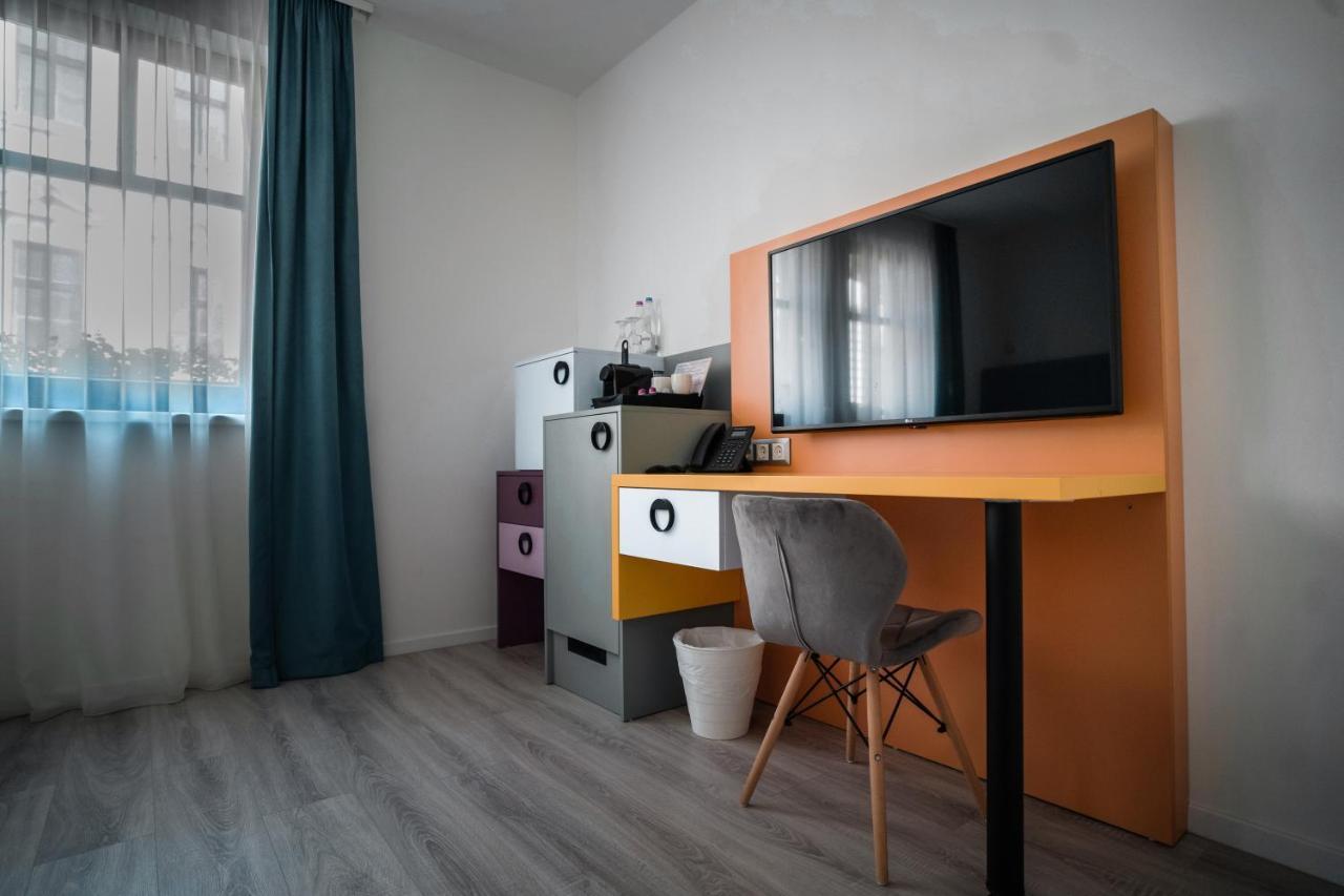 Hotel Civitas ショプロン エクステリア 写真