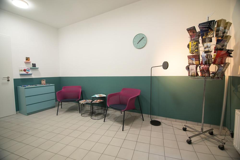 Hotel Civitas ショプロン エクステリア 写真