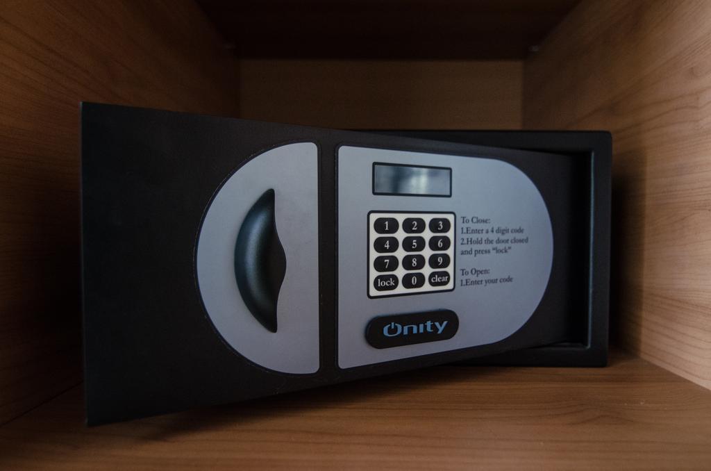 Hotel Civitas ショプロン エクステリア 写真